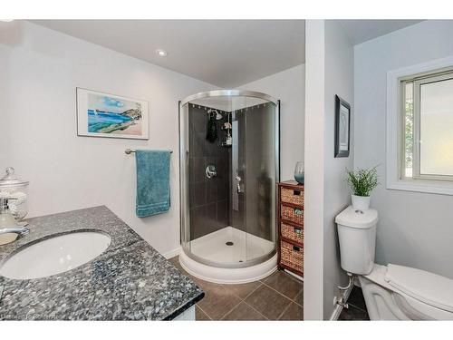 88 Springbank Crescent, Kitchener, ON - Indoor Photo Showing Bathroom