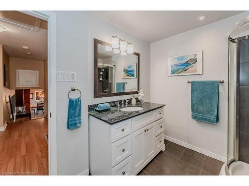 88 Springbank Crescent, Kitchener, ON - Indoor Photo Showing Bathroom