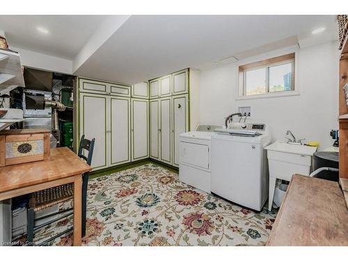 88 Springbank Crescent, Kitchener, ON - Indoor Photo Showing Laundry Room