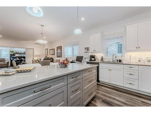 41-375 Mitchell Road S, Listowel, ON - Indoor Photo Showing Kitchen