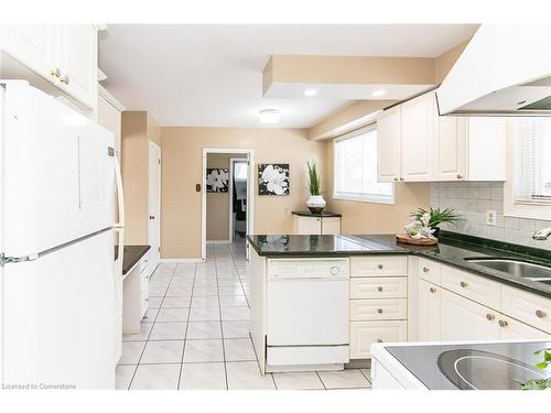 464 Hazel Street, Waterloo, ON - Indoor Photo Showing Kitchen