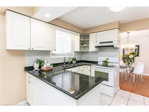 464 Hazel Street, Waterloo, ON - Indoor Photo Showing Kitchen With Double Sink