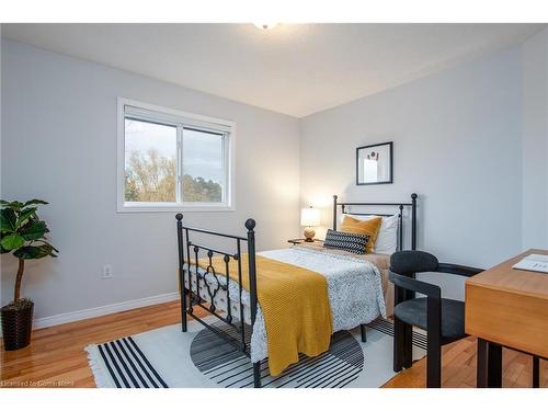 619 Rush Meadow Crescent, Kitchener, ON - Indoor Photo Showing Bedroom