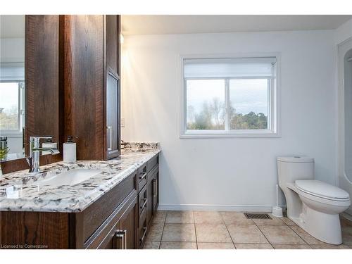 619 Rush Meadow Crescent, Kitchener, ON - Indoor Photo Showing Bathroom