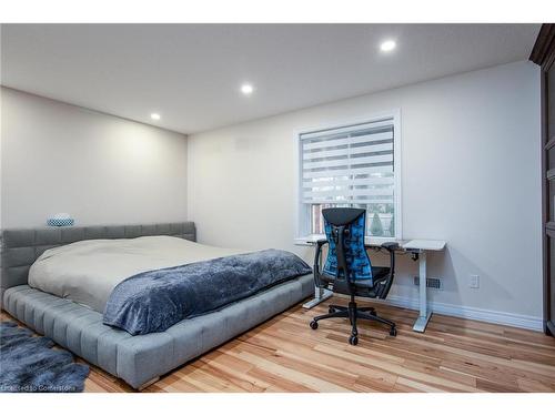 619 Rush Meadow Crescent, Kitchener, ON - Indoor Photo Showing Bedroom