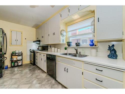 776 Rockway Drive, Kitchener, ON - Indoor Photo Showing Kitchen With Double Sink