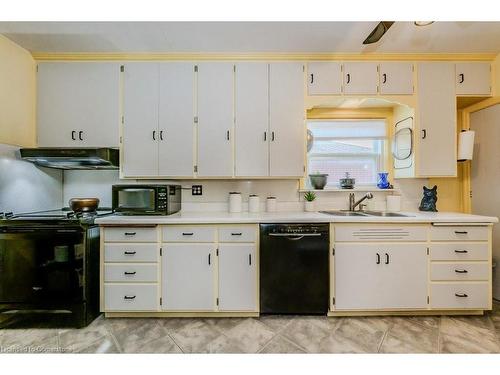 776 Rockway Drive, Kitchener, ON - Indoor Photo Showing Kitchen With Double Sink