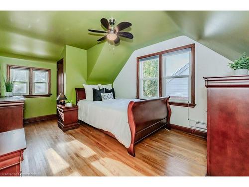 776 Rockway Drive, Kitchener, ON - Indoor Photo Showing Bedroom