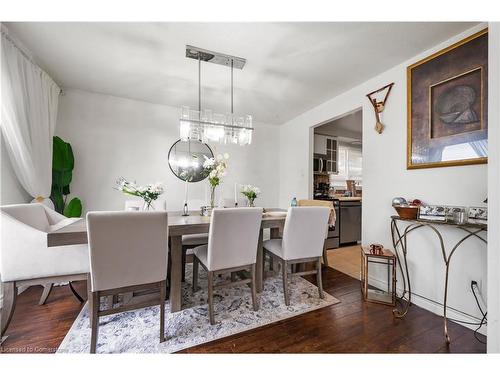 46 Calmcrest Drive, Kitchener, ON - Indoor Photo Showing Dining Room