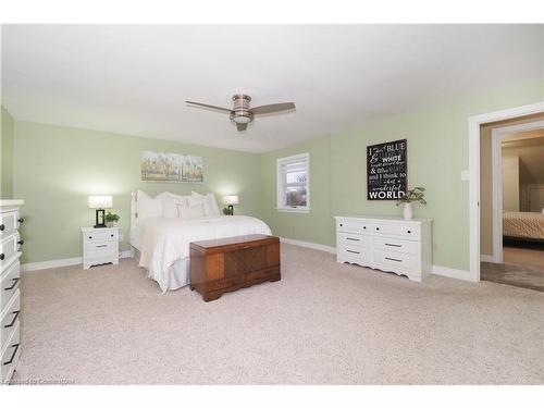 69 Woodward Avenue, Kitchener, ON - Indoor Photo Showing Bedroom