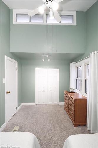 69 Woodward Avenue, Kitchener, ON - Indoor Photo Showing Bedroom