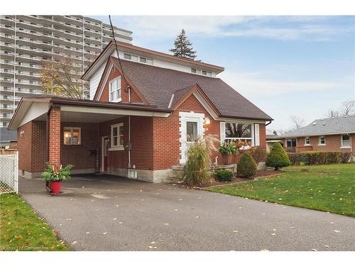 69 Woodward Avenue, Kitchener, ON - Outdoor With Facade