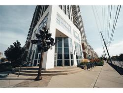 1701-144 Park St  Waterloo, ON N2L 0B6