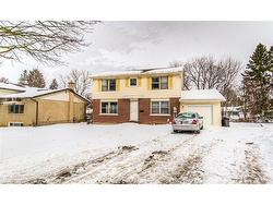 42 Cardill Crescent  Waterloo, ON N2L 3Y6