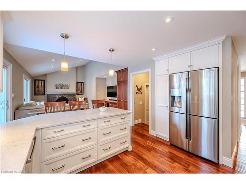 299 Craigleith Drive, Waterloo, ON - Indoor Photo Showing Kitchen