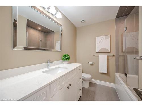 299 Craigleith Drive, Waterloo, ON - Indoor Photo Showing Bathroom