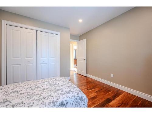 299 Craigleith Drive, Waterloo, ON - Indoor Photo Showing Bedroom