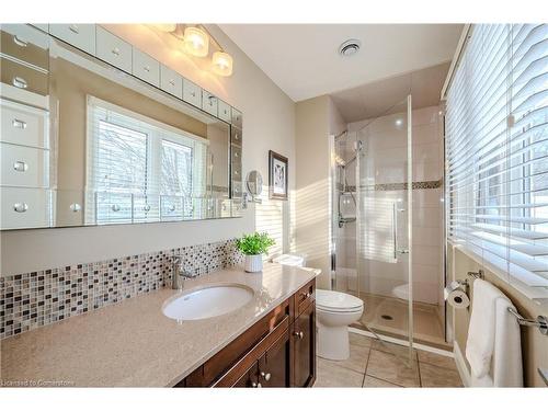 299 Craigleith Drive, Waterloo, ON - Indoor Photo Showing Bathroom