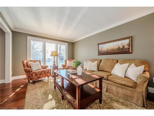 299 Craigleith Drive, Waterloo, ON - Indoor Photo Showing Living Room