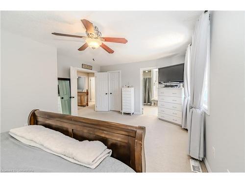 84 Mcfarlane Drive, Cambridge, ON - Indoor Photo Showing Bedroom