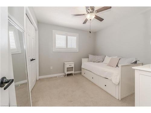 84 Mcfarlane Drive, Cambridge, ON - Indoor Photo Showing Bedroom