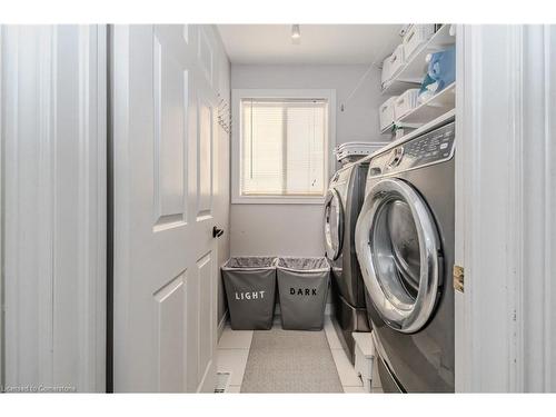 84 Mcfarlane Drive, Cambridge, ON - Indoor Photo Showing Laundry Room