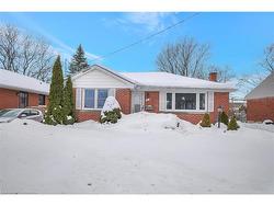 70 Christopher Drive  Cambridge, ON N1R 4R9