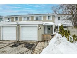 110 Ralgreen Crescent  Kitchener, ON N2M 1T9