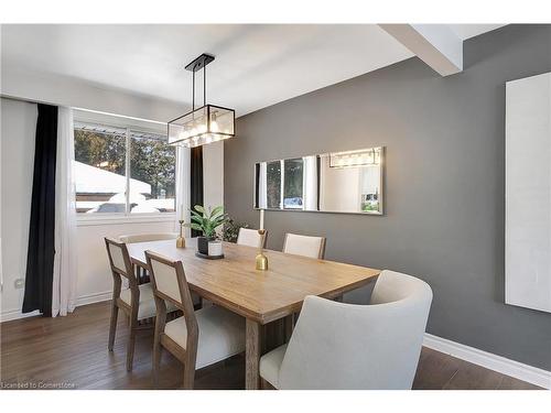 11 Glen Park Crescent, Kitchener, ON - Indoor Photo Showing Dining Room