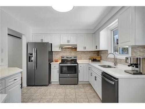 11 Glen Park Crescent, Kitchener, ON - Indoor Photo Showing Kitchen With Double Sink