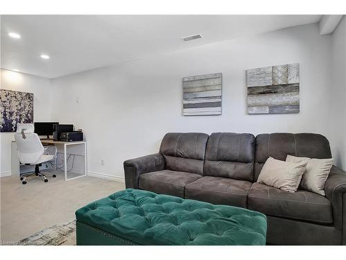 11 Glen Park Crescent, Kitchener, ON - Indoor Photo Showing Living Room