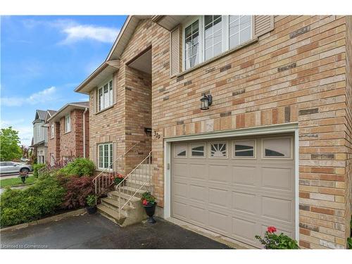 329 Otterbein Road, Kitchener, ON - Outdoor With Exterior