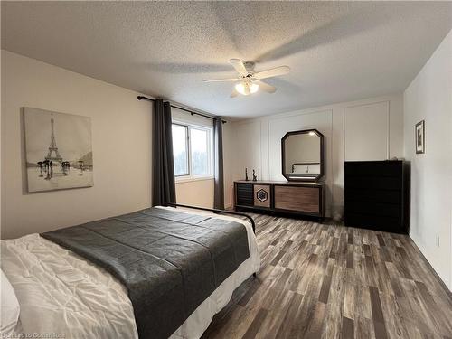 488 Timbercroft Crescent, Waterloo, ON - Indoor Photo Showing Bedroom