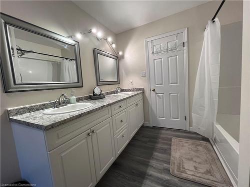 488 Timbercroft Crescent, Waterloo, ON - Indoor Photo Showing Bathroom