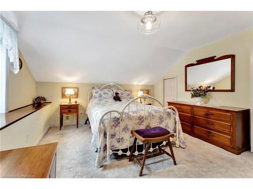 1045 Studiman Road, Cambridge, ON - Indoor Photo Showing Bedroom