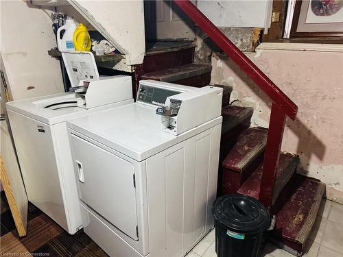 32 Simeon Street, Kitchener, ON - Indoor Photo Showing Laundry Room