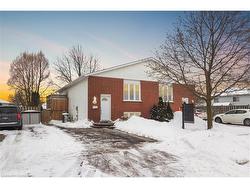 137 Dyer Court  Cambridge, ON N3C 4B9