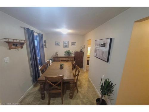 42 Cedarhill Crescent, Kitchener, ON - Indoor Photo Showing Dining Room