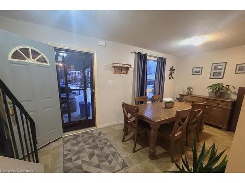 42 Cedarhill Crescent, Kitchener, ON - Indoor Photo Showing Dining Room