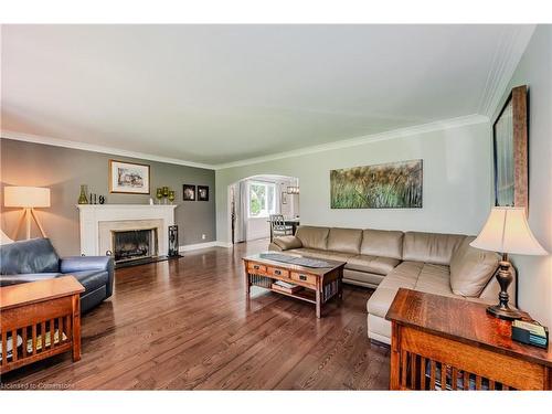 301 Shakespeare Drive, Waterloo, ON - Indoor Photo Showing Living Room With Fireplace