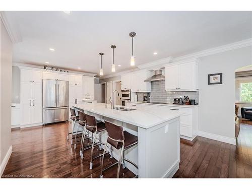 301 Shakespeare Drive, Waterloo, ON - Indoor Photo Showing Kitchen With Upgraded Kitchen