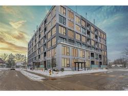 203-690 King Street W Waterloo, ON N2G 0B9