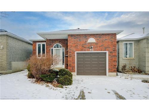 62 Robson Crescent, Hamilton, ON - Outdoor