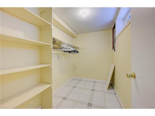 62 Robson Crescent, Hamilton, ON - Indoor With Storage