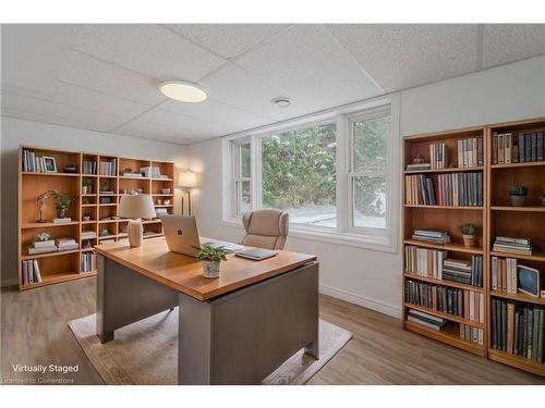 10 Stephen Street, Cambridge, ON - Indoor Photo Showing Office