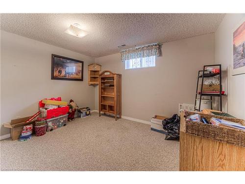 627 Pine Island Crescent, Waterloo, ON - Indoor