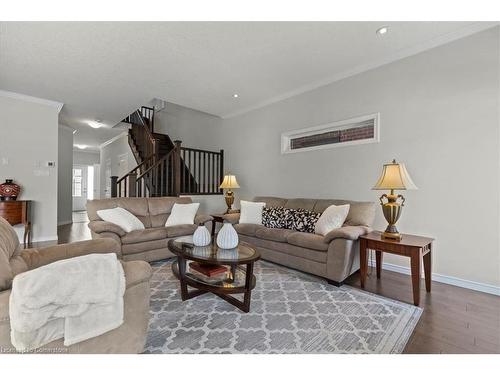 384 Freure Drive, Cambridge, ON - Indoor Photo Showing Living Room