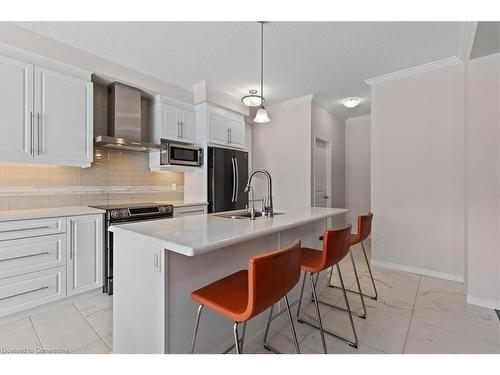 384 Freure Drive, Cambridge, ON - Indoor Photo Showing Kitchen With Upgraded Kitchen