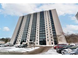 1514-35 Green Valley Drive  Kitchener, ON N2P 2A5