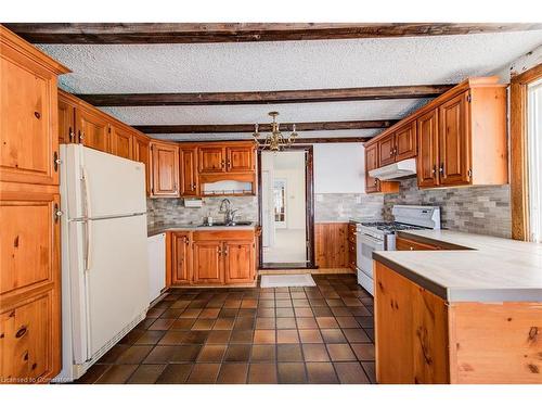 179 Queen Street E, Cambridge, ON - Indoor Photo Showing Kitchen With Double Sink